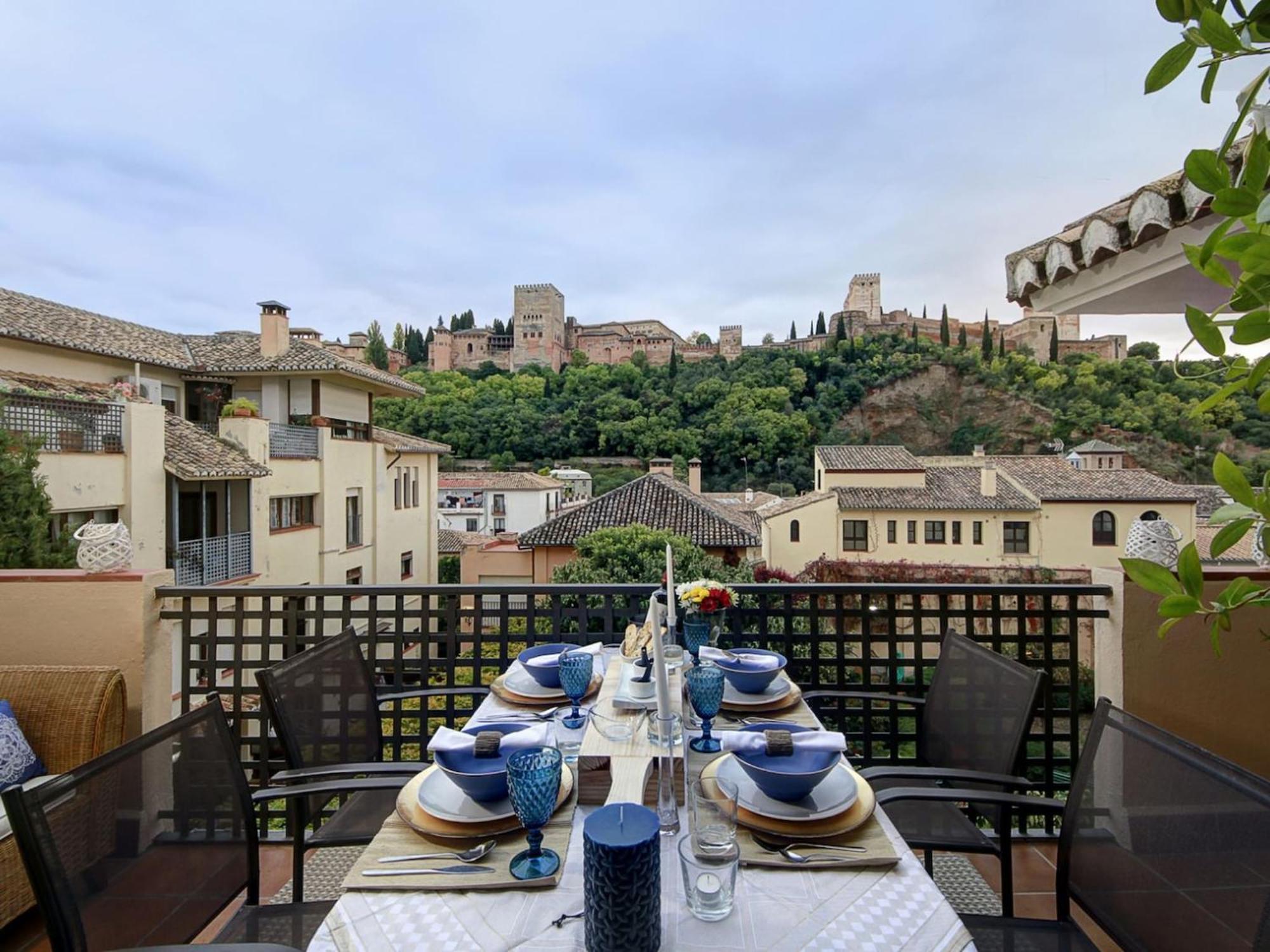 Chezmoihomes Alhambra Penthouse 2 private terraces Granada Exterior foto